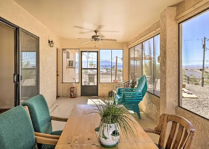 Game + Mtn Views: Havasu Escape! *